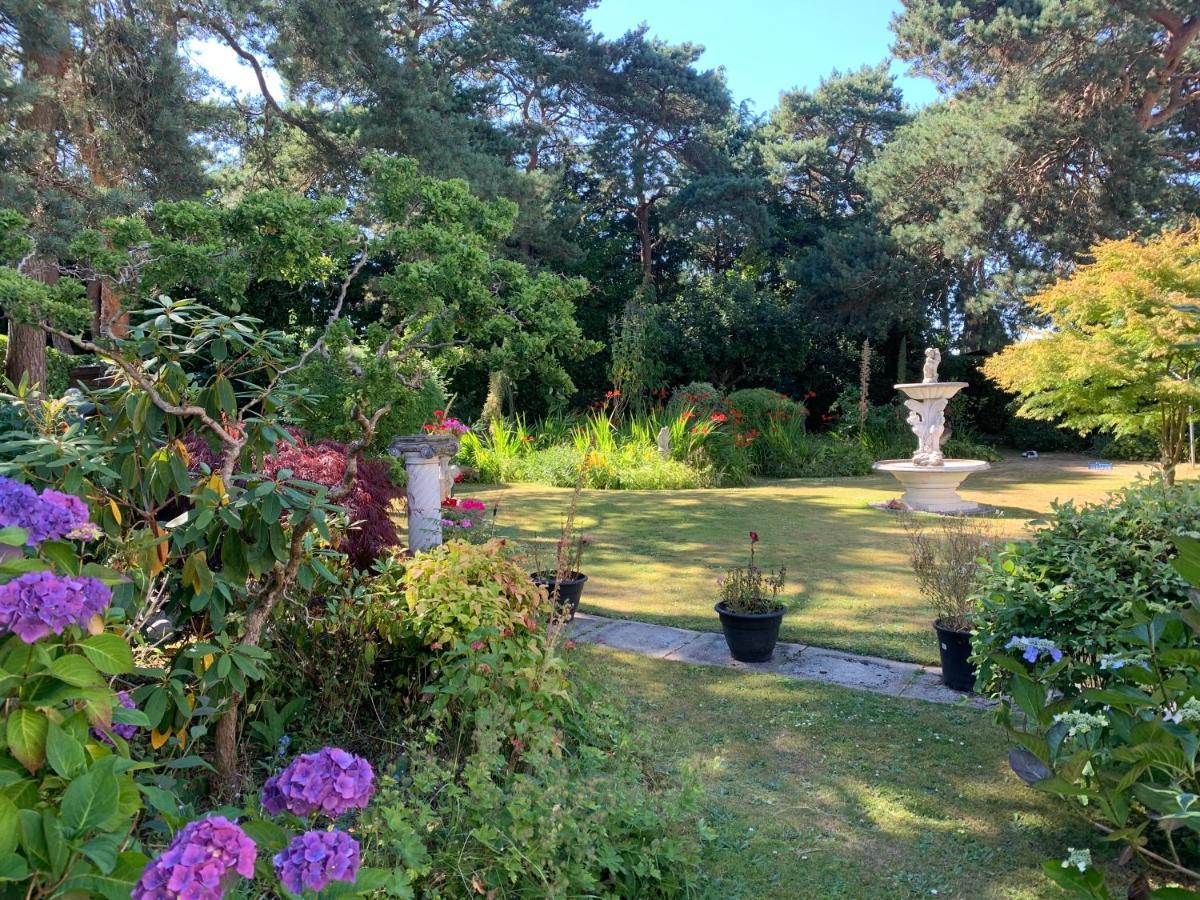 Heatherdene House Corfe Mullen Dış mekan fotoğraf