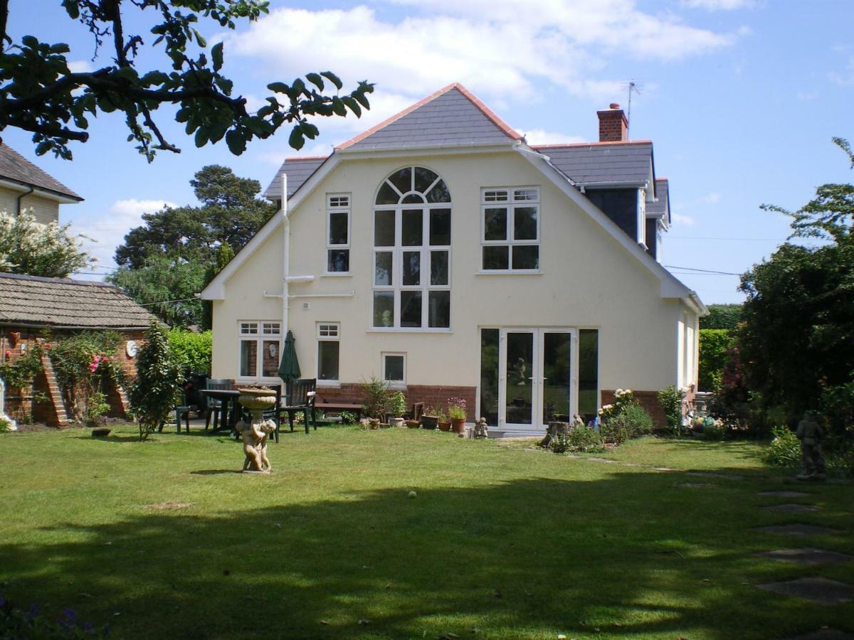 Heatherdene House Corfe Mullen Dış mekan fotoğraf