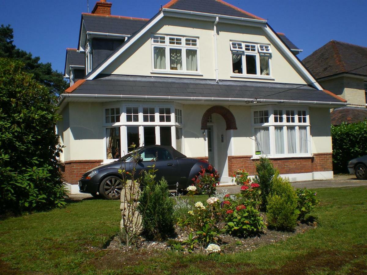 Heatherdene House Corfe Mullen Dış mekan fotoğraf